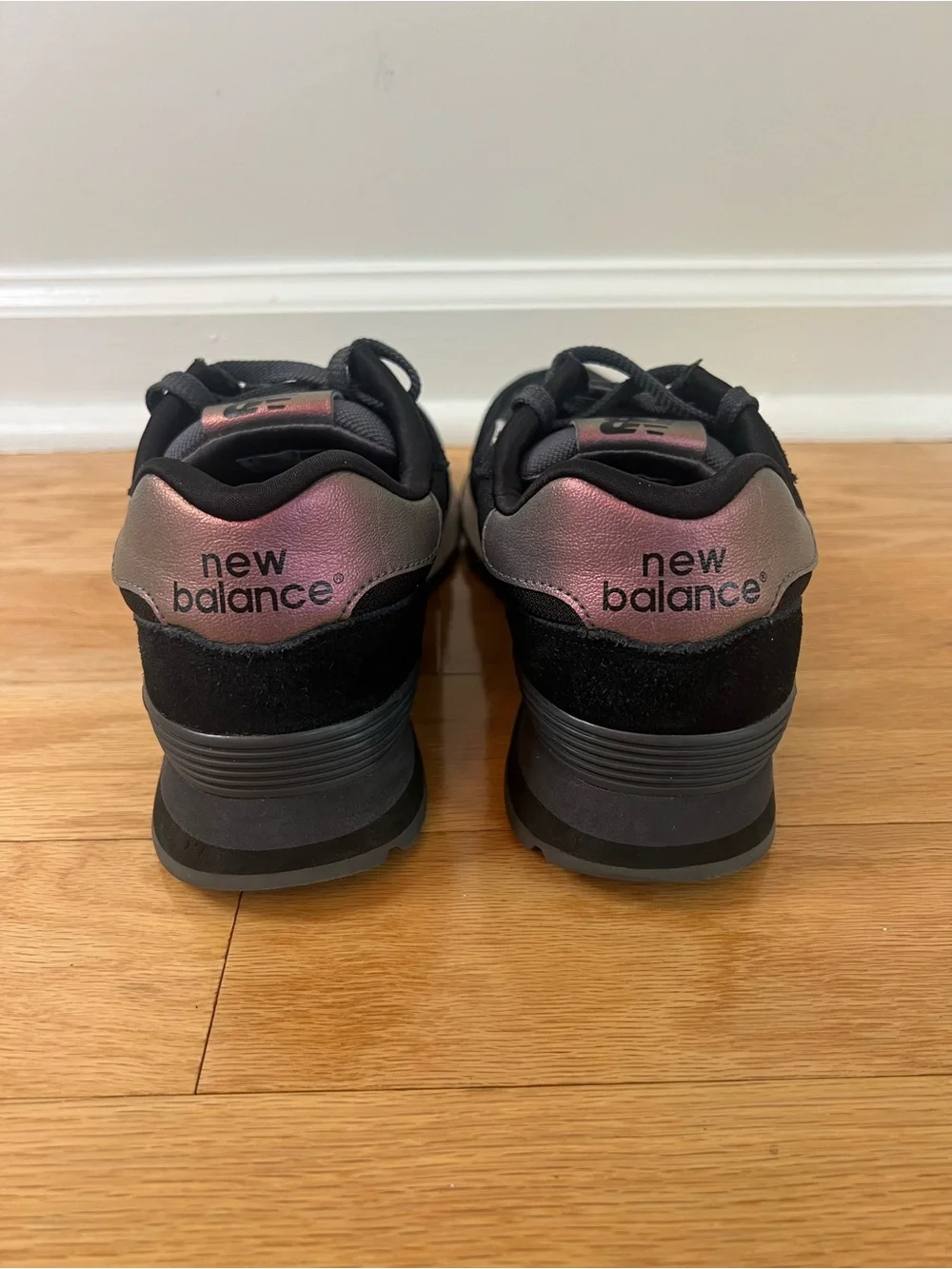 New Balance 515 Women’s Sneakers in Black/Pink Iridescent WL515CSD